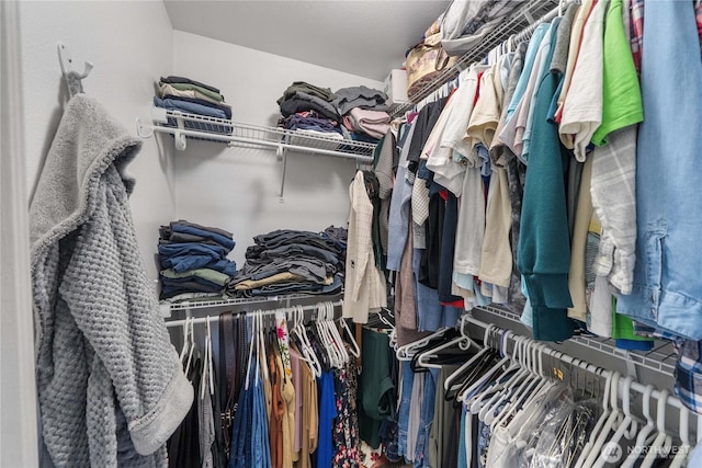 27742 214th Ave SE, Maple Valley, WA 98038 - view of spacious closet