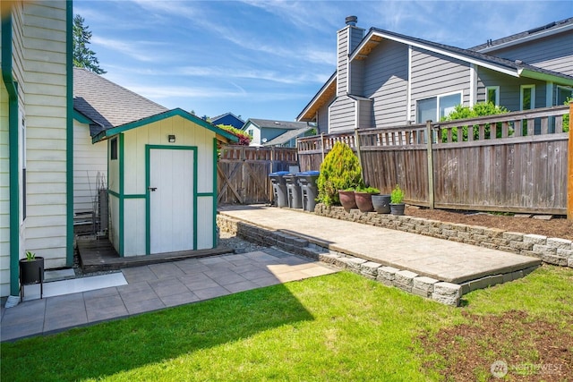 27742 214th Ave SE, Maple Valley, WA 98038 - view of yard with a patio