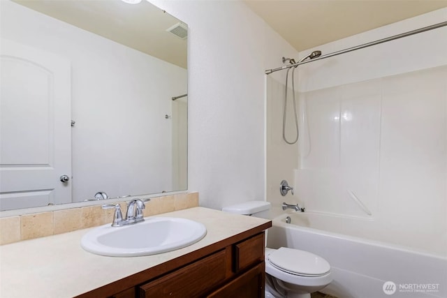 570 Beaver Blvd Unit A, Pacific, WA 98047 - full bath with vanity, toilet, and shower / washtub combination