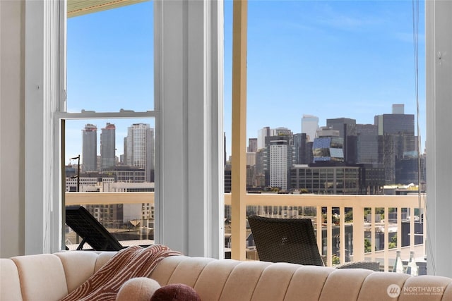 920 4th Ave N, Seattle, WA 98109 - balcony featuring a view of skyline