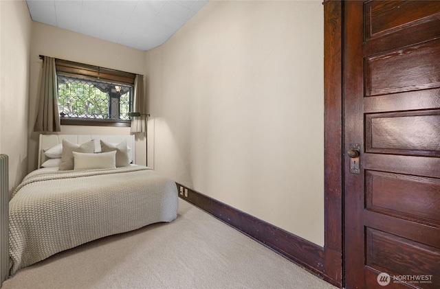 920 4th Ave N, Seattle, WA 98109 - carpeted bedroom featuring baseboards