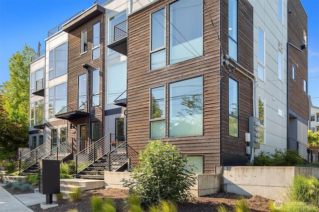922 N 36th St, Seattle, WA 98103 - view of building exterior
