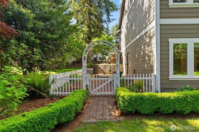 1808 153rd Street Ct NW, Gig Harbor, WA 98332 - view of yard with a gate