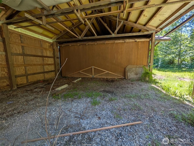 12508 Kellogg Lake Rd, Sultan, WA 98294 - view of garage
