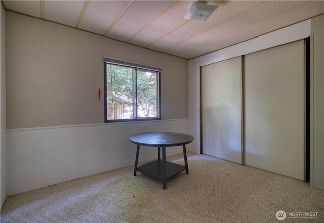1851 Washington Dr, Point Roberts, WA 98281 - unfurnished bedroom featuring carpet and a closet