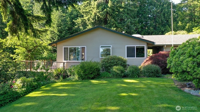 19640 SE 29th St, Sammamish, WA 98075 - view of side of home featuring a lawn