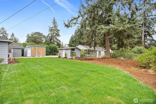 8206 N Way SW, Lakewood, WA 98498 - view of yard