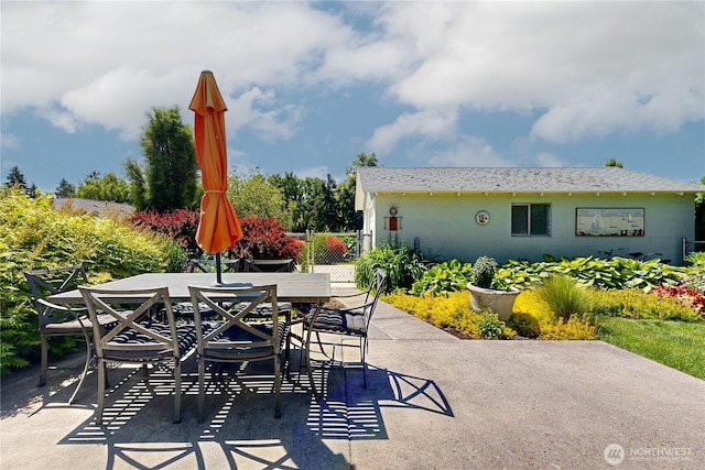1250 Bryant, Walla Walla, WA 99362 - view of patio featuring outdoor dining space