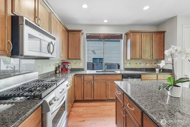 17681 NE 121st Ct, Redmond, WA 98052 - photo 13