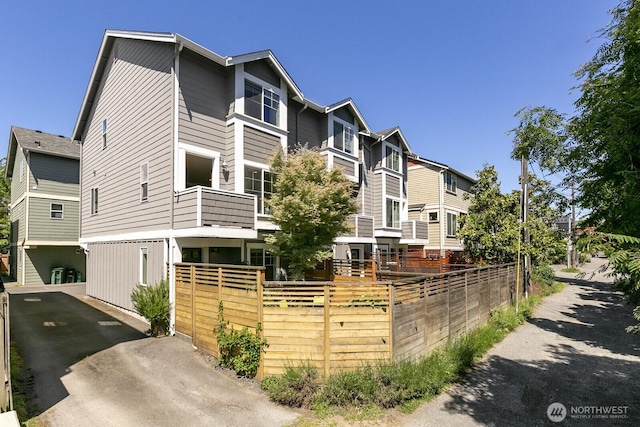 12046 33rd Ave NE Unit A, Seattle, WA 98125 - view of property