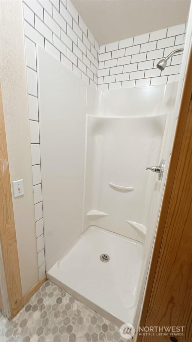 7459 Blaine Rd, Blaine, WA 98230 - full bath with a stall shower
