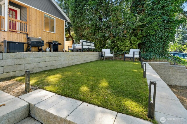 10056 Interlake Ave N, Seattle, WA 98133 - view of yard