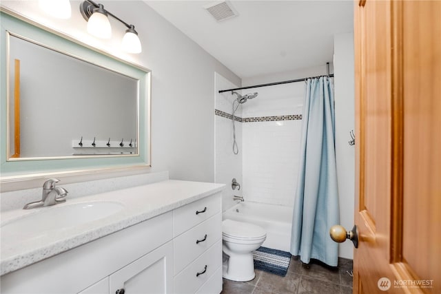 2715 Garfield Ave SE, Port Orchard, WA 98366 - full bath with vanity, toilet, shower / bath combo with shower curtain, and tile patterned flooring