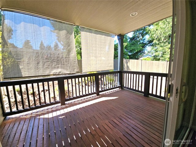 1901 78th Pl SE, Everett, WA 98203 - view of deck