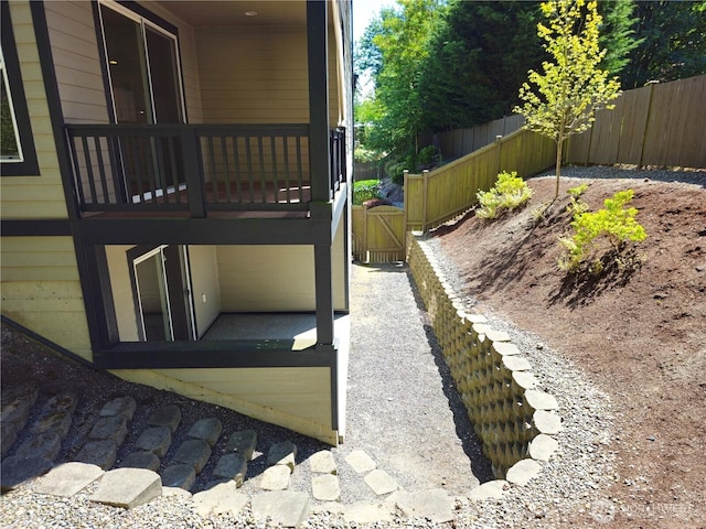 1901 78th Pl SE, Everett, WA 98203 - view of property exterior featuring a balcony