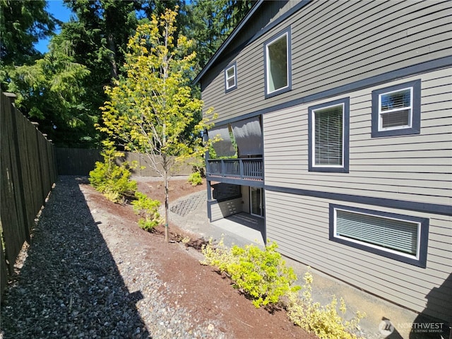 1901 78th Pl SE, Everett, WA 98203 - view of home's exterior featuring a fenced backyard