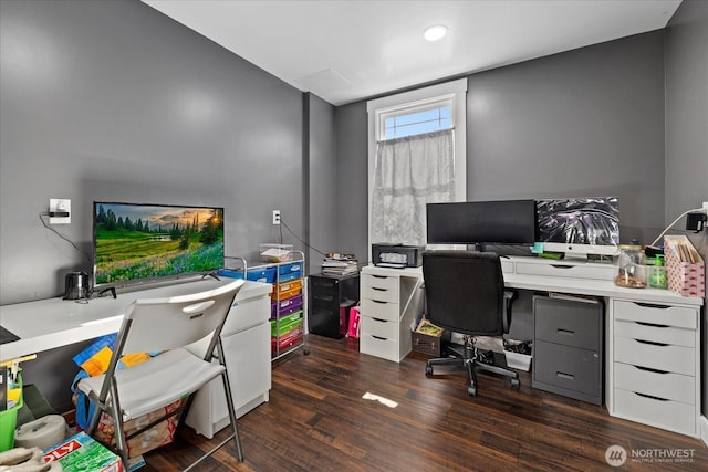2722 112th St E, Tacoma, WA 98455 - office area with dark wood-type flooring