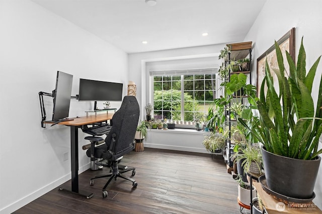 16100 SE 113th Pl, Renton, WA 98059 - home office featuring wood finished floors, baseboards, and recessed lighting
