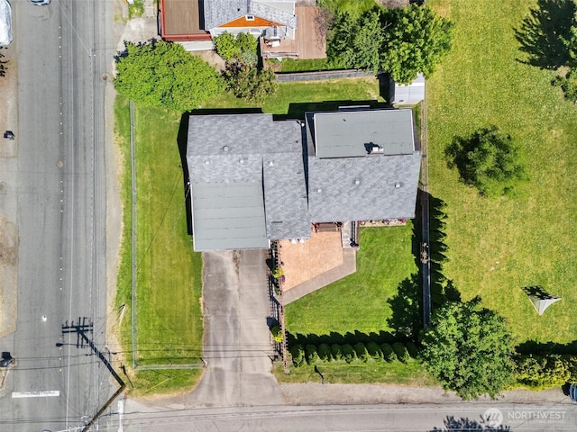2526 19th St, Bremerton, WA 98312 - drone / aerial view