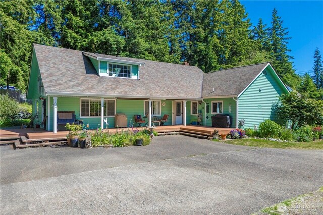 3256 S 360th St, Auburn, WA 98001 - view of front of house featuring covered porch and roof with shingles