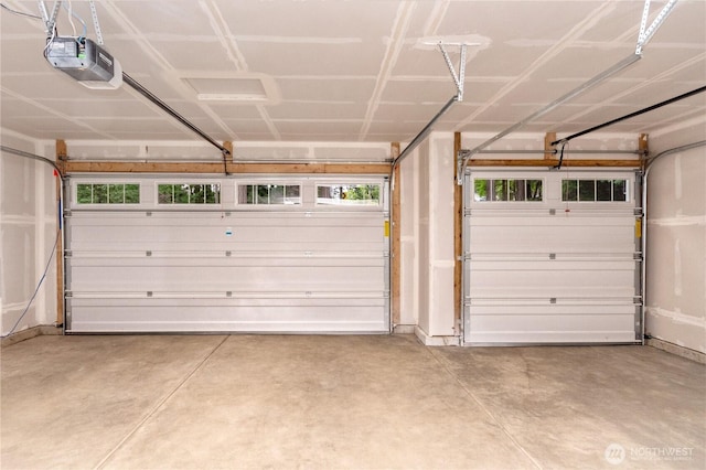 31823 44th Ave S, Auburn, WA 98001 - garage with a garage door opener