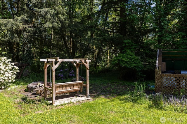 371 Pigeon Springs Rd, Onalaska, WA 98570 - view of green lawn