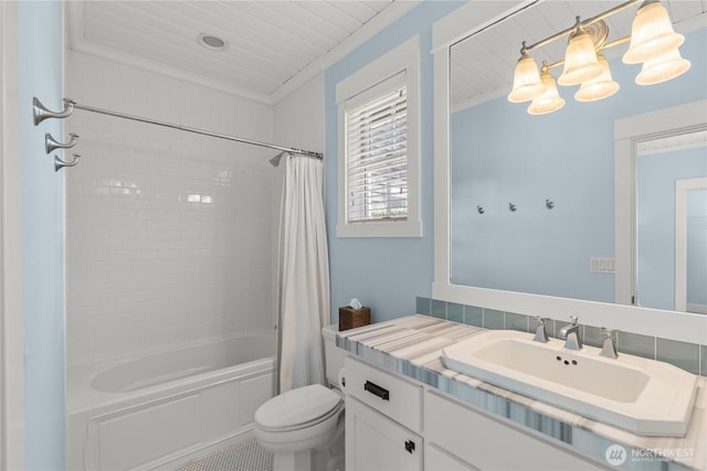 33 N Glen Ln, Pacific Beach, WA 98571 - bathroom with vanity, shower / tub combo, toilet, and a chandelier