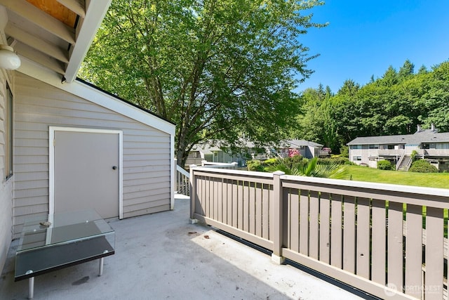 9930 NE 144th Ln Unit 206, Kirkland, WA 98034 - view of patio