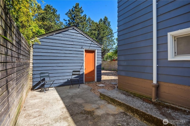 8414 9th Ave SW, Seattle, WA 98106 - view of outbuilding