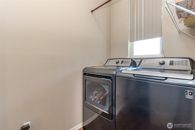 2311 Milton Way Unit F, Milton, WA 98354 - washroom featuring independent washer and dryer