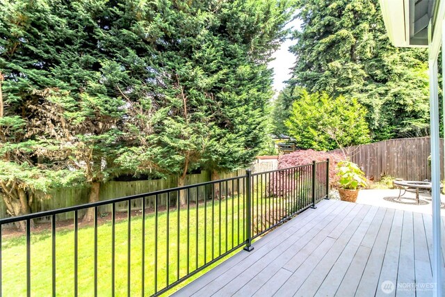 11608 SE 228th Pl, Kent, WA 98031 - view of deck