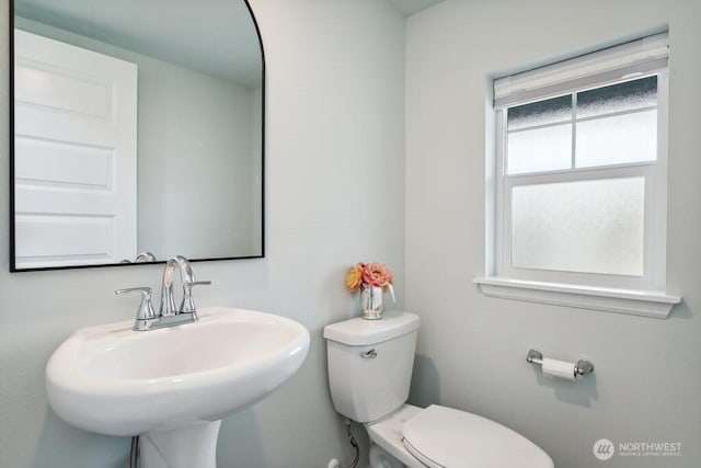 1134 Baker Heights Loop, Bremerton, WA 98312 - half bathroom featuring a sink and toilet