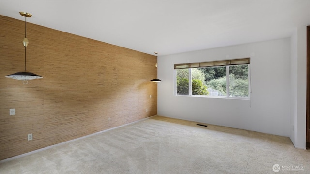16 Riverview Dr NE, Auburn, WA 98002 - view of carpeted spare room