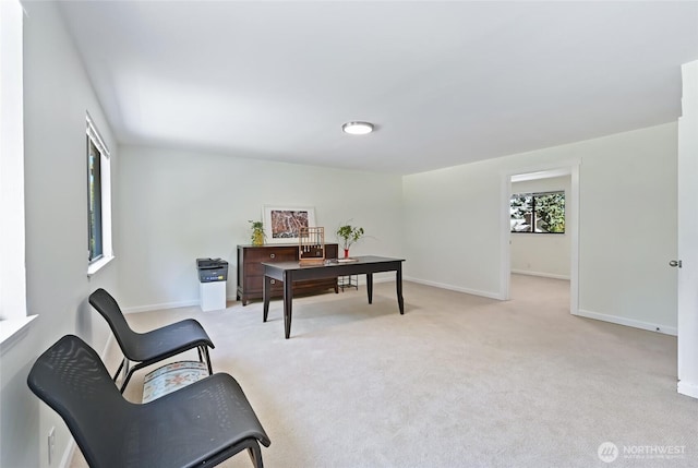 14208 93rd Ave NE, Kirkland, WA 98034 - carpeted office space featuring baseboards