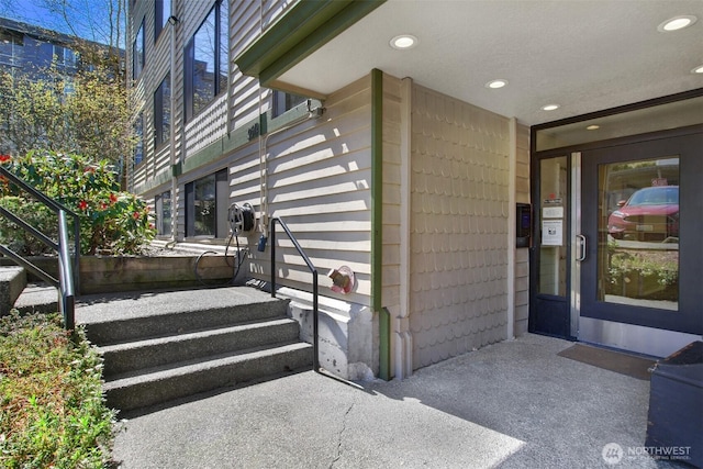 9512 1st Ave NE Unit 402, Seattle, WA 98115 - view of doorway to property