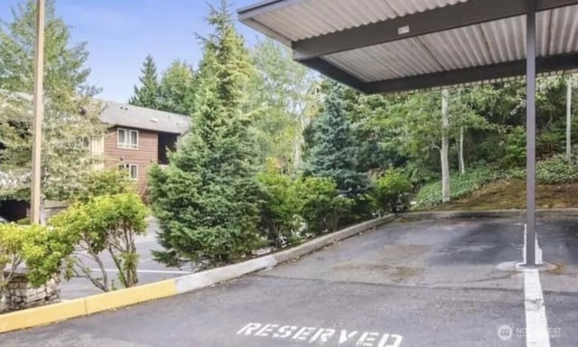 15155 NE 82nd St Unit 103, Redmond, WA 98052 - view of covered parking lot