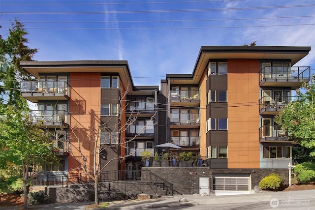 120 NW 39th St Unit 406, Seattle, WA 98107 - view of apartment building / complex