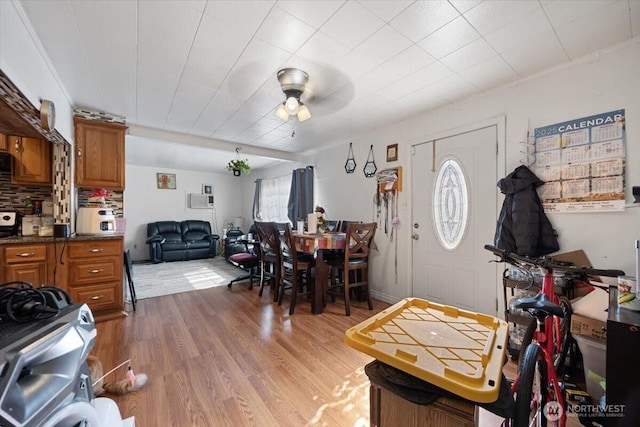 412 Maple Ct, Toppenish, WA 98948 - dining space with light wood-style flooring and a ceiling fan