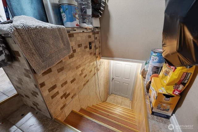 412 Maple Ct, Toppenish, WA 98948 - stairway featuring tile patterned flooring