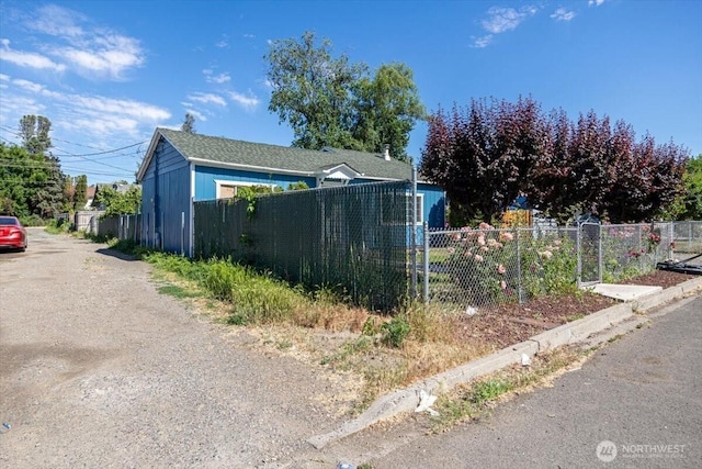 412 Maple Ct, Toppenish, WA 98948 - view of outbuilding