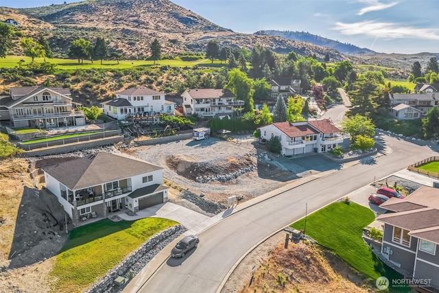 105 Hillcrest Pl, Chelan, WA 98816