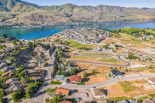 105 Hillcrest Pl, Chelan, WA 98816