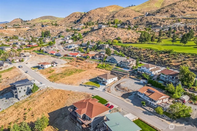 105 Hillcrest Pl, Chelan, WA 98816