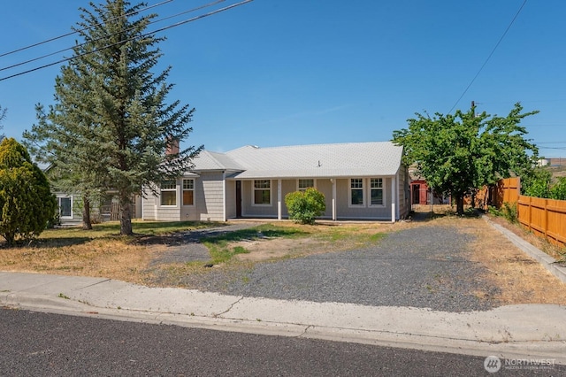 614 E Main Ave, Soap Lake, WA 98851 - view of single story home