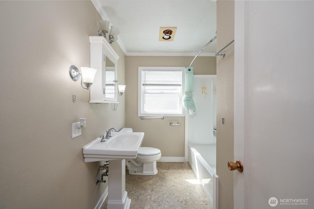 614 E Main Ave, Soap Lake, WA 98851 - full bathroom with toilet, shower / washtub combination, crown molding, and baseboards