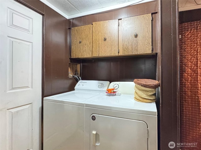 81 Robbins Rd, Sequim, WA 98382 - laundry room with cabinet space and independent washer and dryer