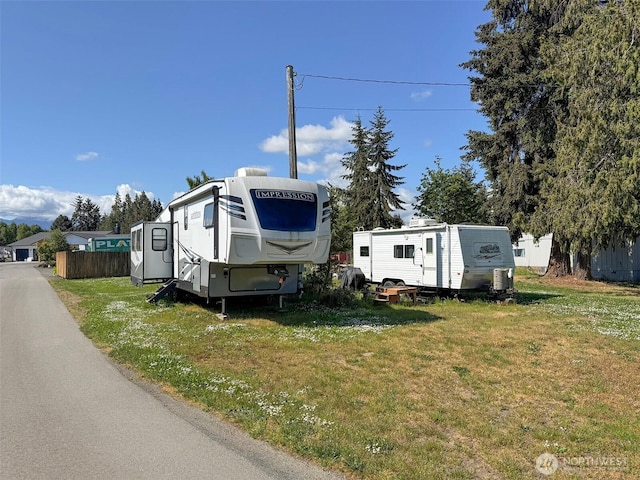 81 Robbins Rd, Sequim, WA 98382 - view of side of home with a yard