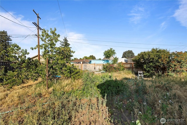 1203 S 8th Ave, Yakima, WA 98902 - view of yard