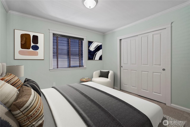 13374 SE 308th Ct, Auburn, WA 98092 - carpeted bedroom featuring crown molding, a closet, and baseboards