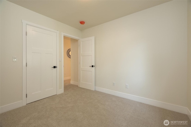 11 Kinglet Ct, Bellingham, WA 98229 - unfurnished bedroom with light carpet and baseboards